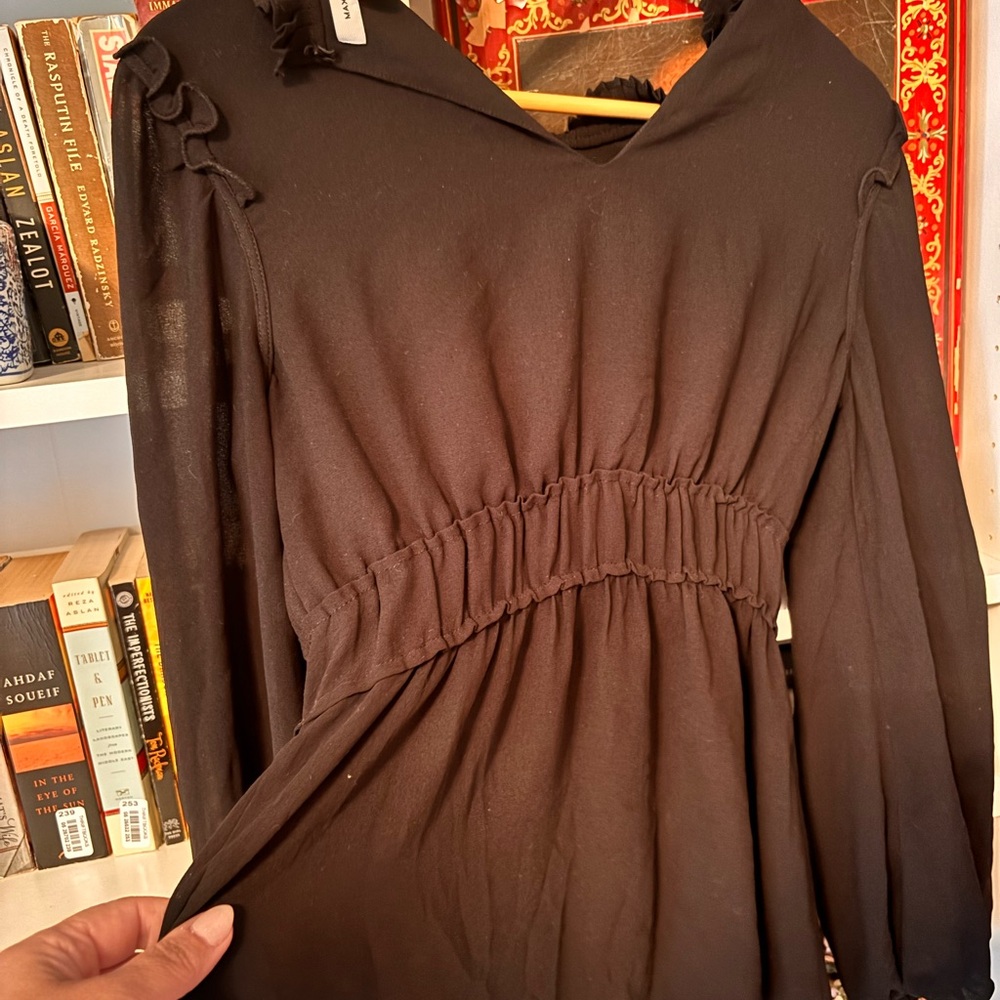 Elegant Black top
